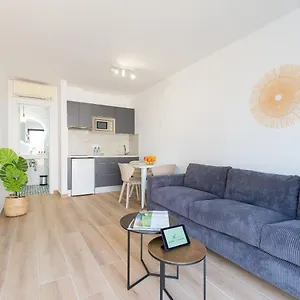  Appartamento Homeforguest Moderno En
